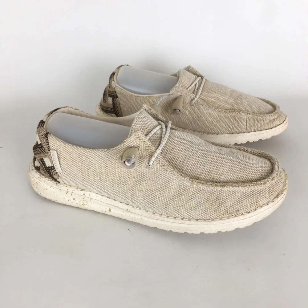 Hey Dude Wendy Canvas Shoes Neutral Cream Gold Threading Women’s Size 6 Boho - Picture 3 of 10